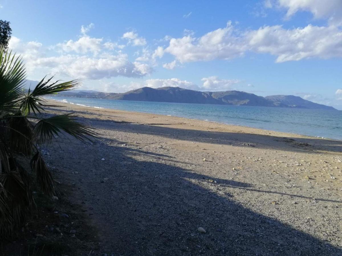 Villa Elan Mouríon Exteriér fotografie